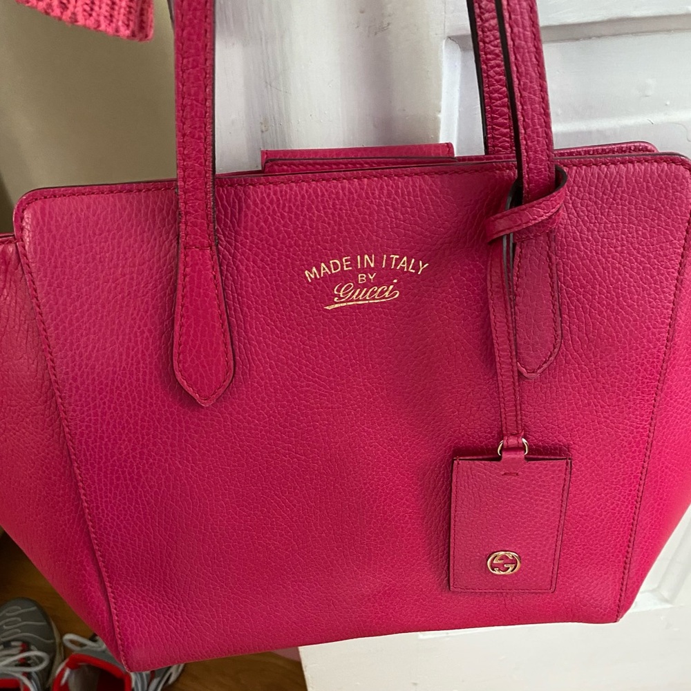 Gucci swing bag